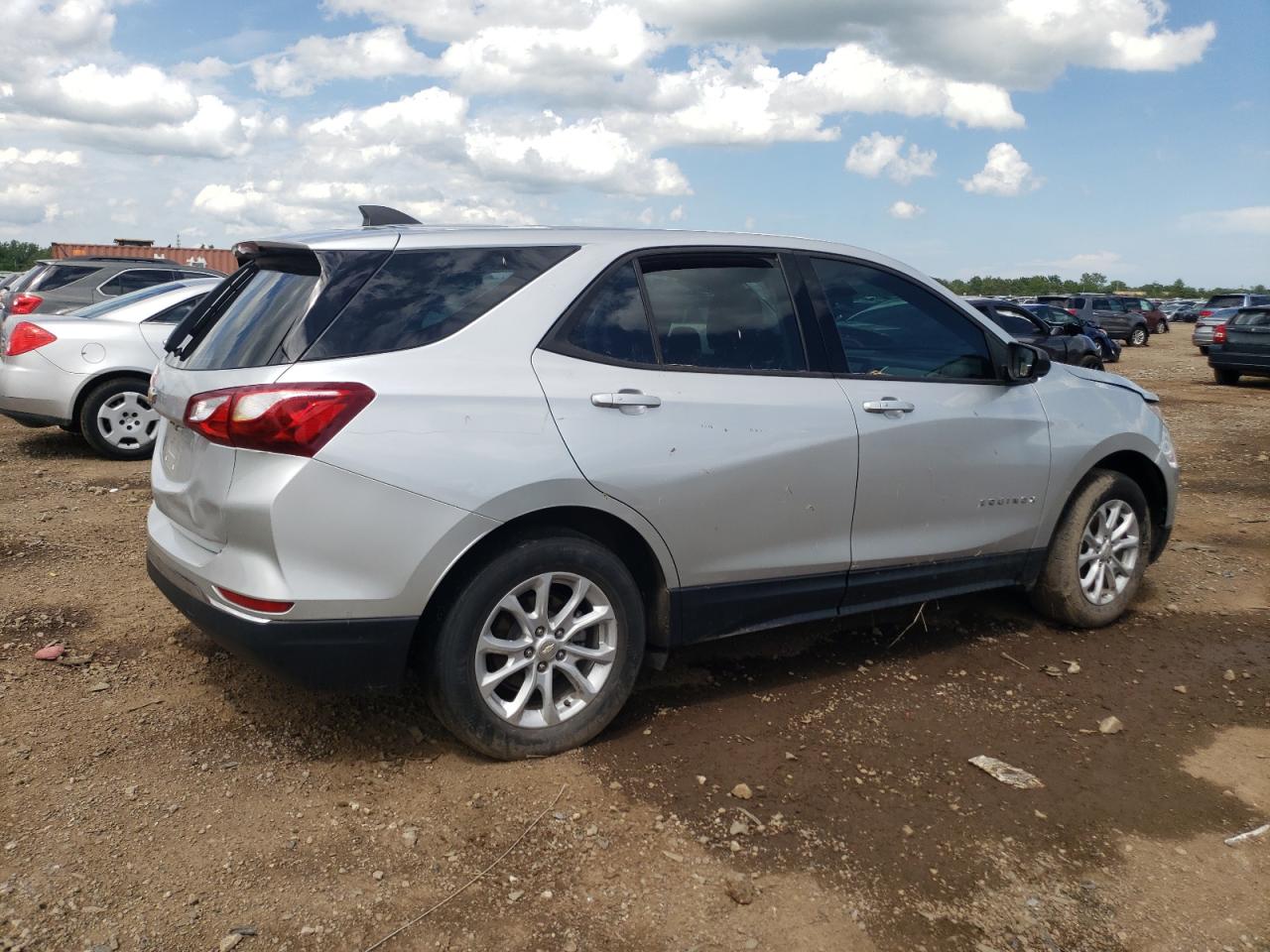 2018 CHEVROLET EQUINOX LS photo 7