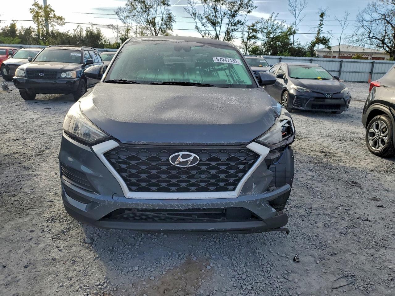 2019 HYUNDAI TUCSON SE photo 5