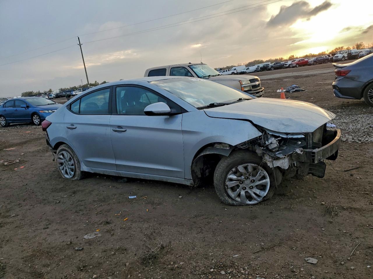 2020 HYUNDAI ELANTRA SE photo 7
