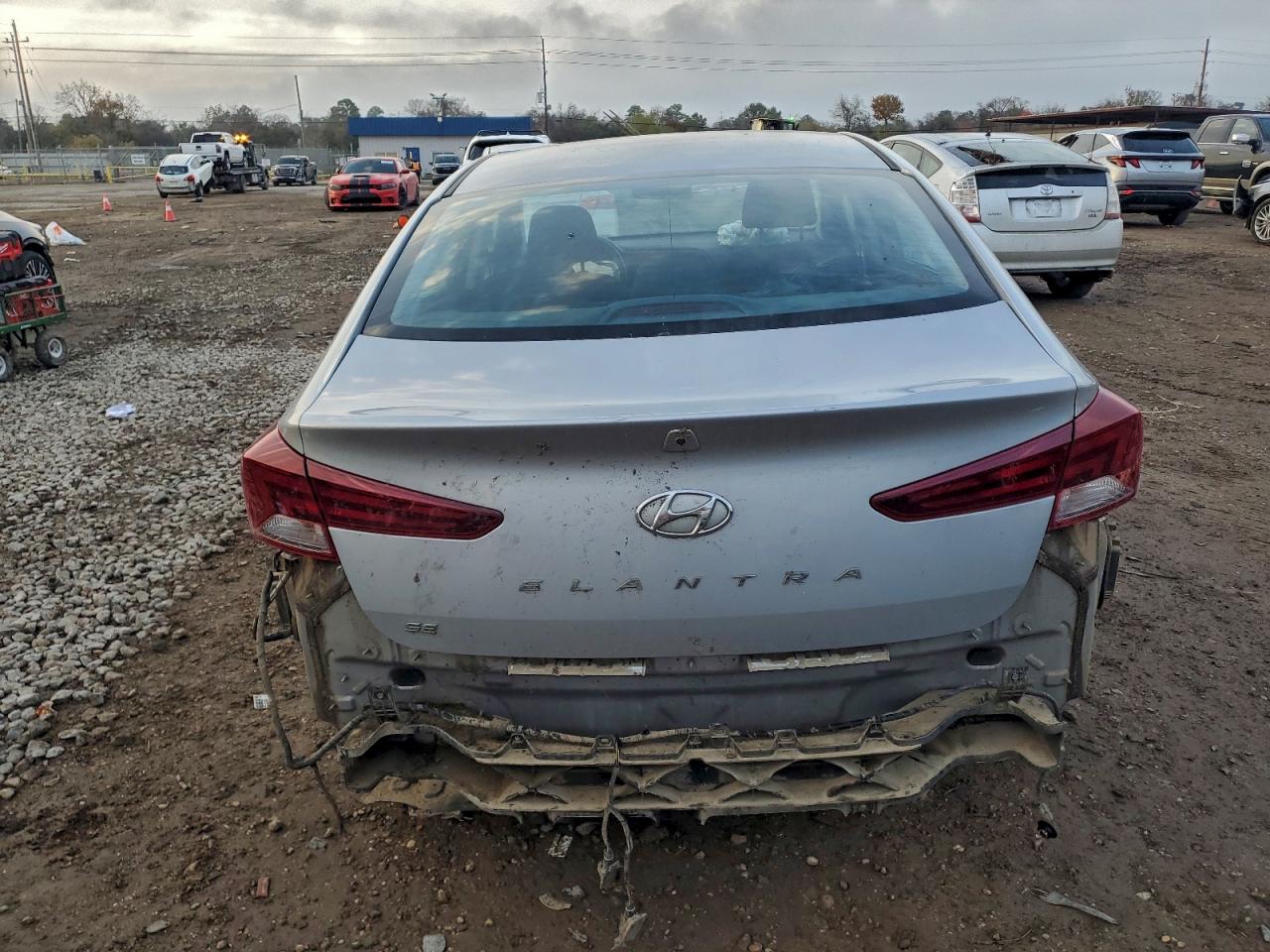 2020 HYUNDAI ELANTRA SE photo 11