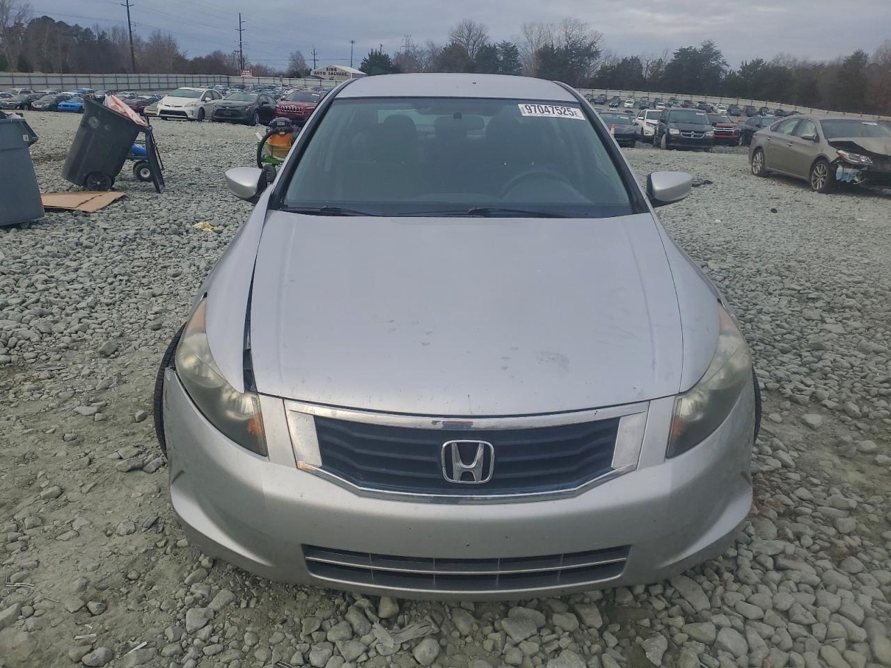 2010 HONDA ACCORD LX photo 13
