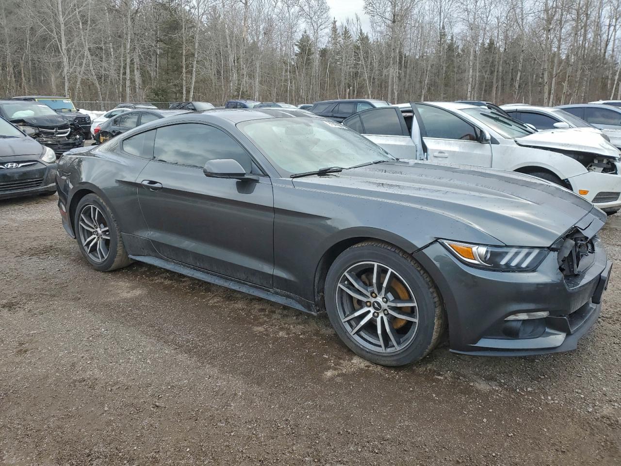 2016 FORD MUSTANG photo 4