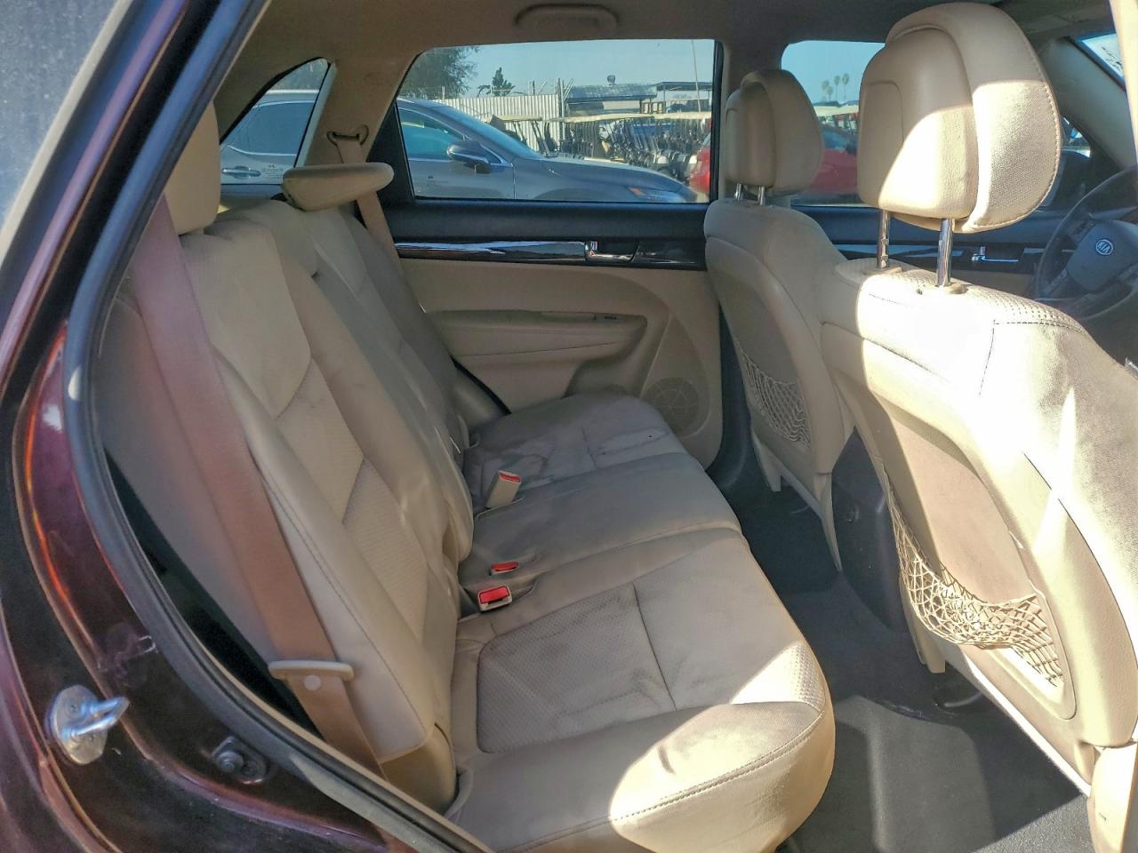 2011 KIA SORENTO BASE photo 11