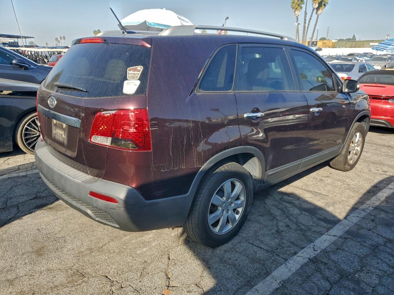 2011 KIA SORENTO BASE photo 3