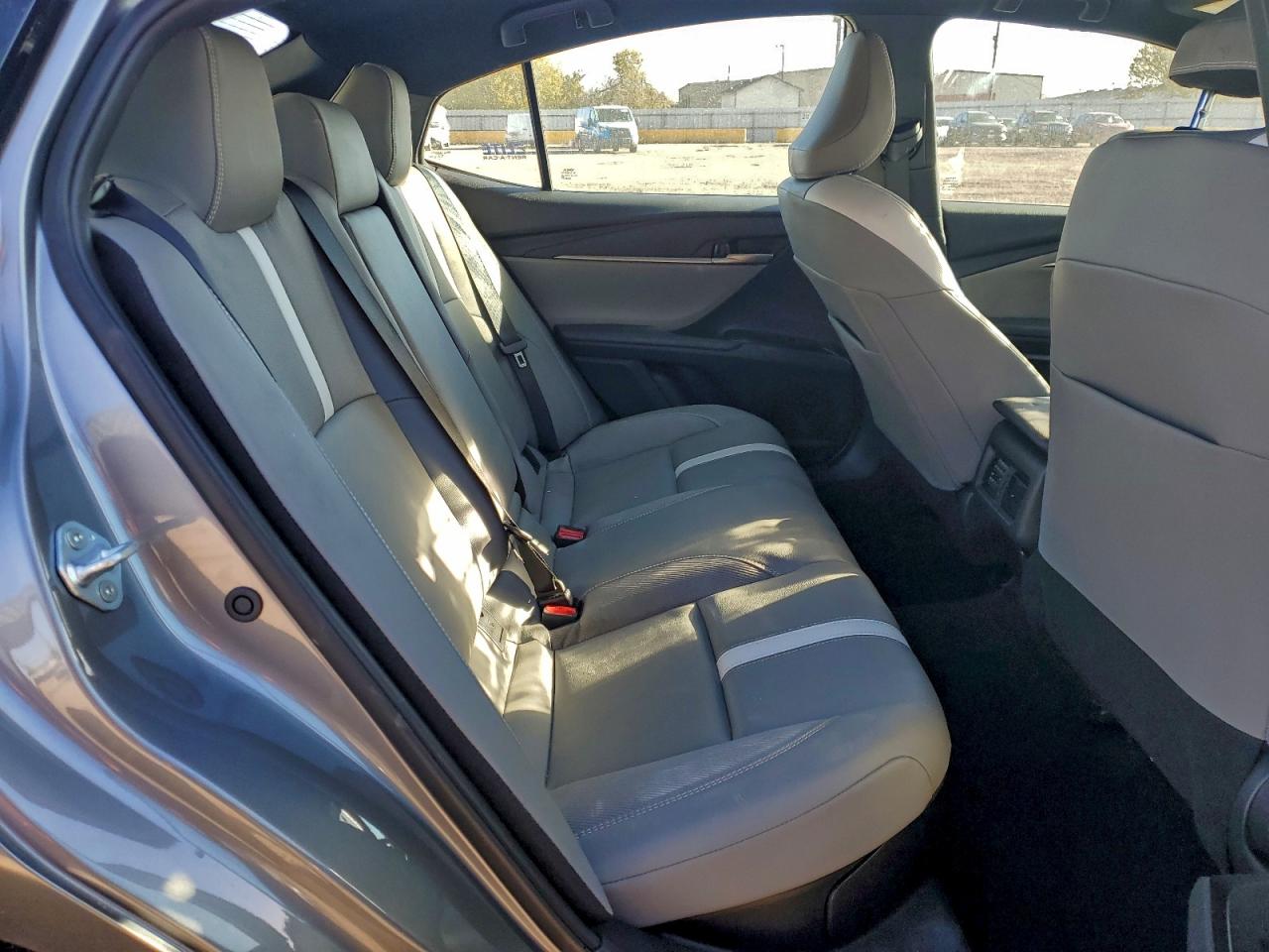 2025 TOYOTA CAMRY XSE photo 28