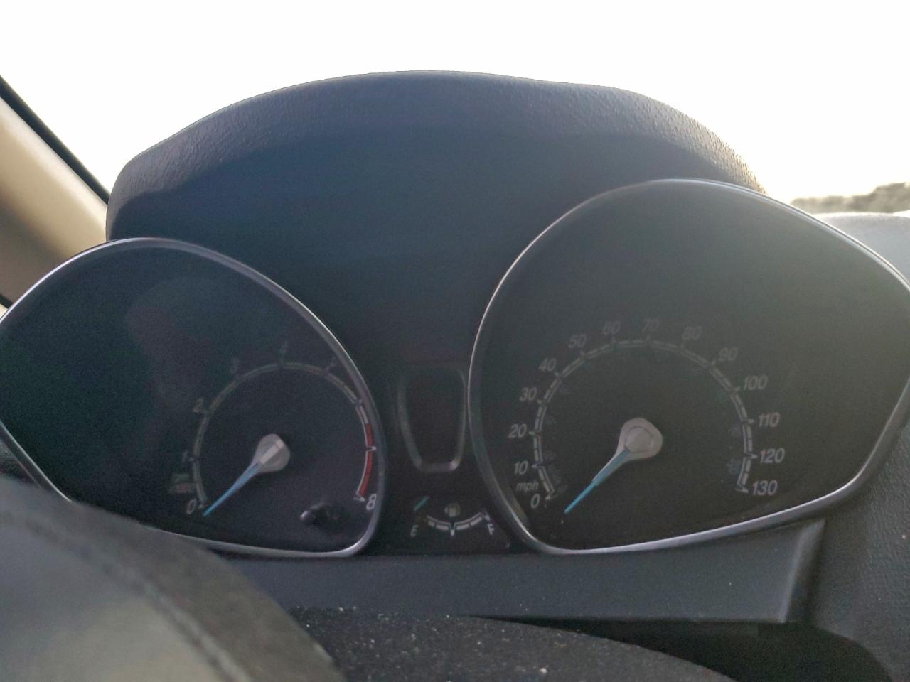 2018 FORD FIESTA SE photo 25