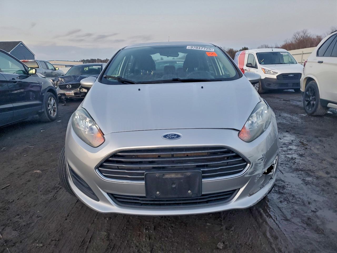 2018 FORD FIESTA SE photo 13