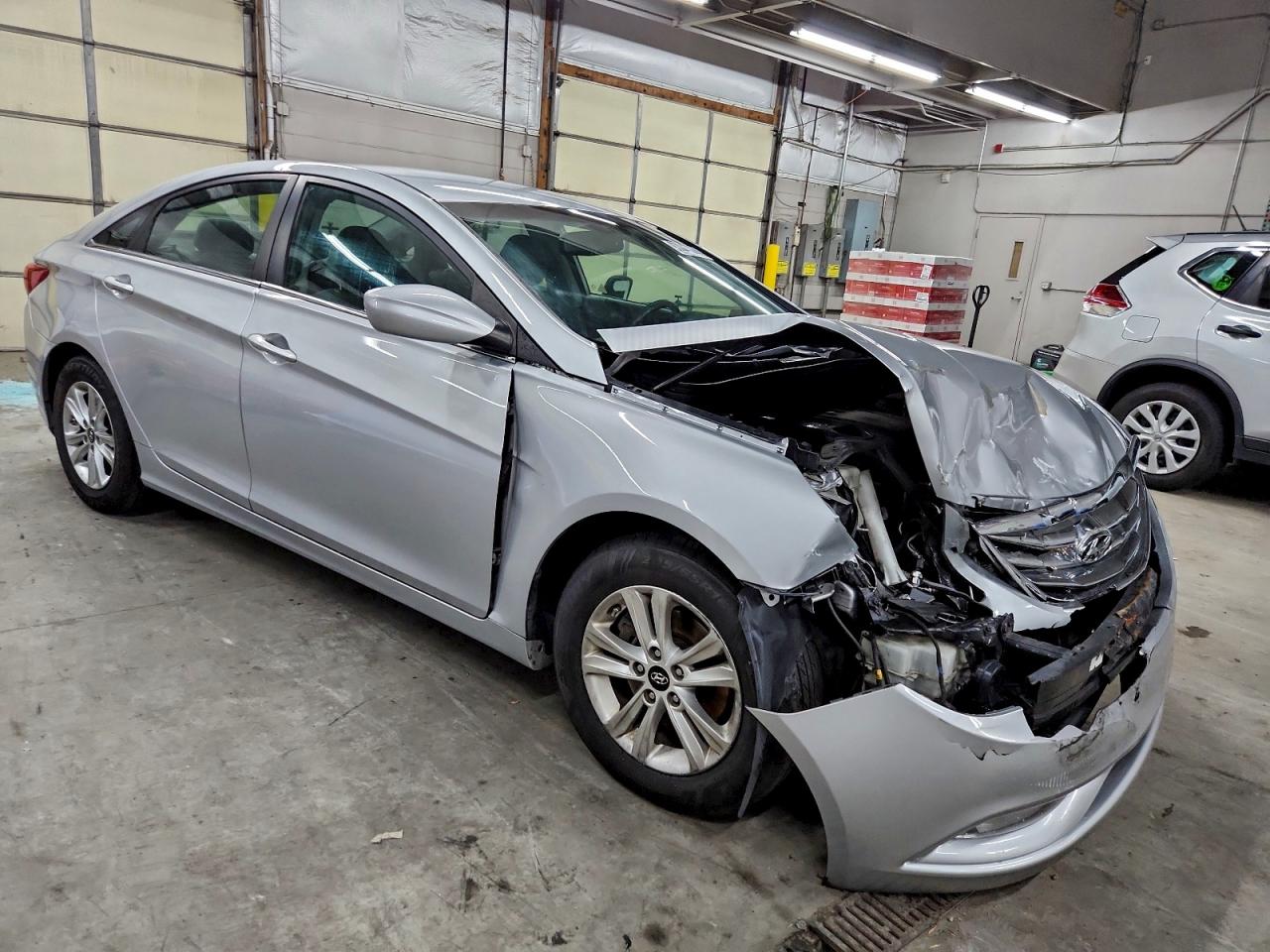 2013 HYUNDAI SONATA GLS photo 10