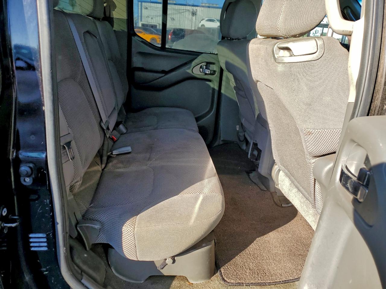 2005 NISSAN FRONTIER CREW CAB LE photo 10