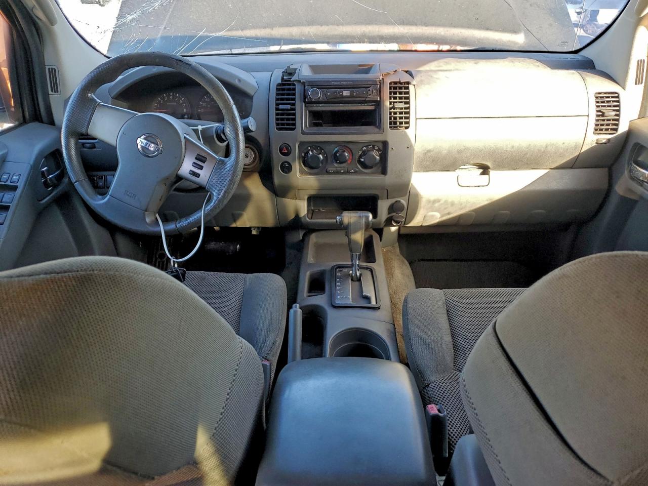 2005 NISSAN FRONTIER CREW CAB LE photo 8
