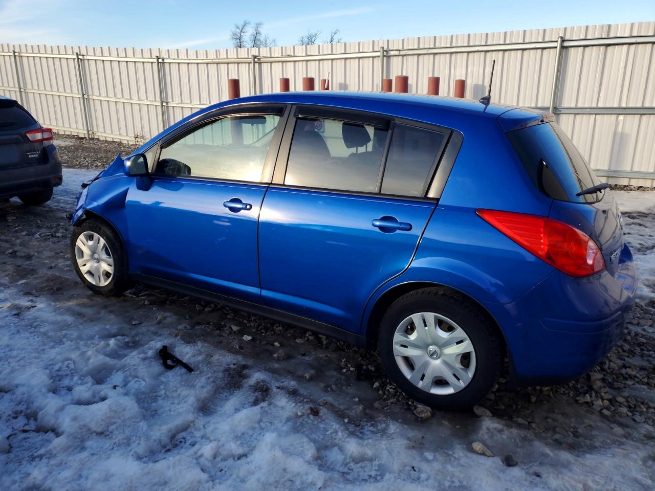 2012 NISSAN VERSA S photo 3