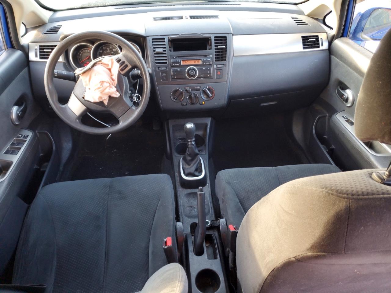 2012 NISSAN VERSA S photo 15
