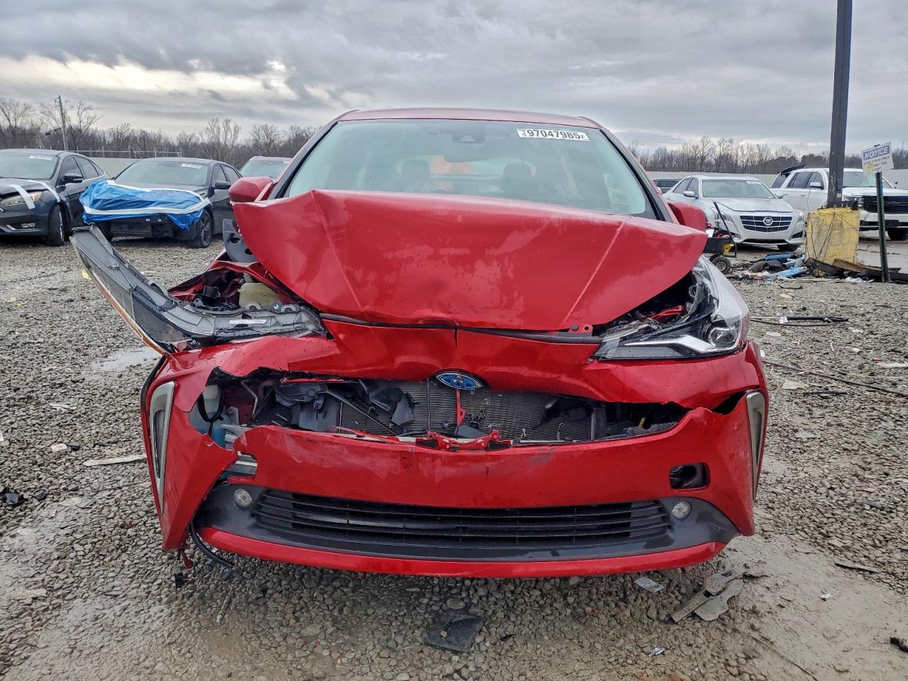 2019 TOYOTA PRIUS photo 9