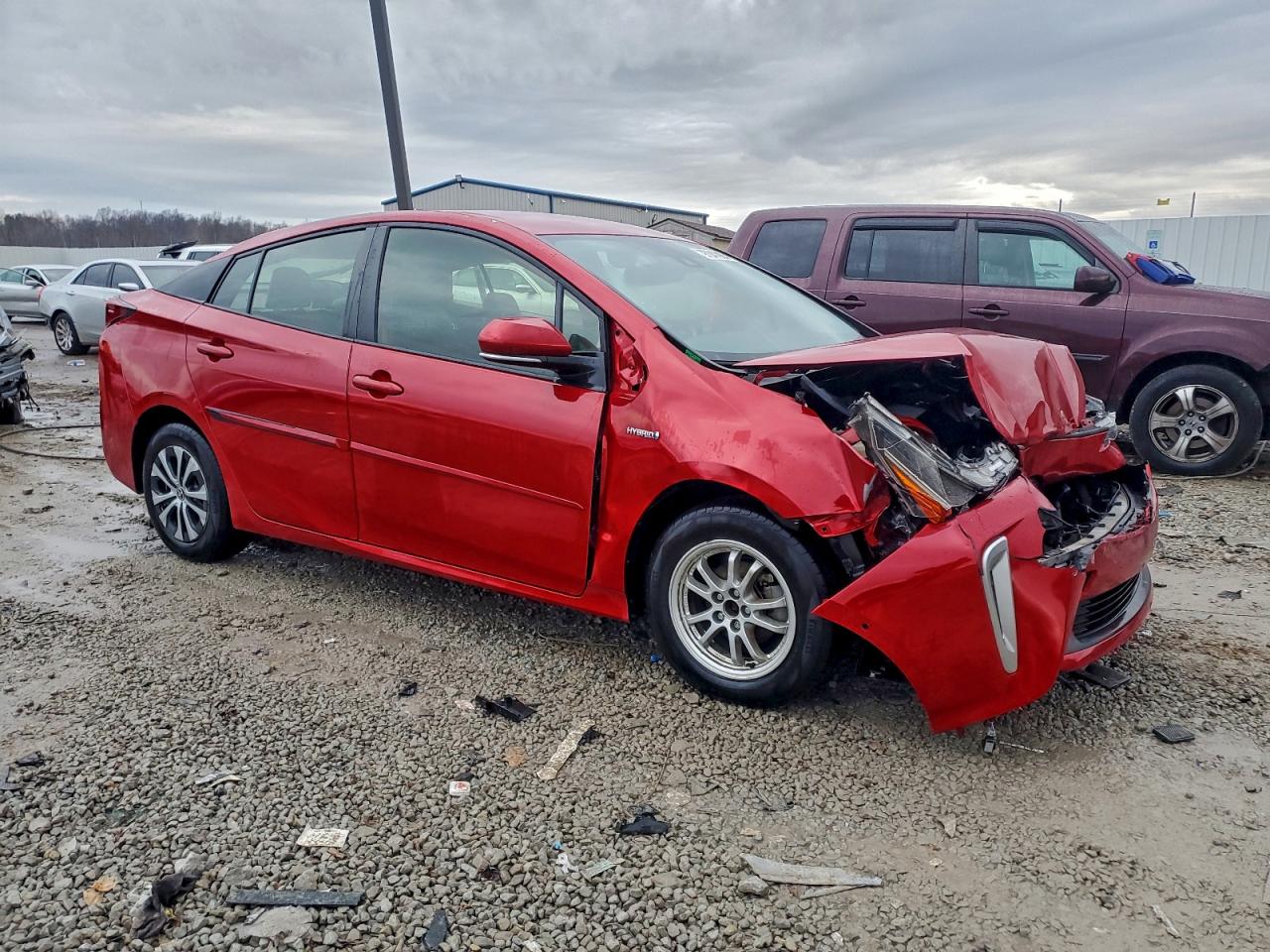 2019 TOYOTA PRIUS photo 7
