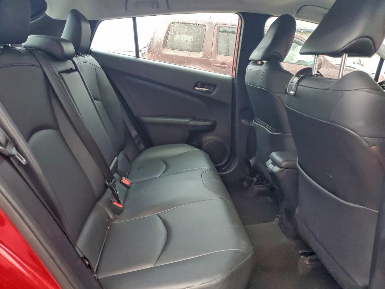 2019 TOYOTA PRIUS photo 21