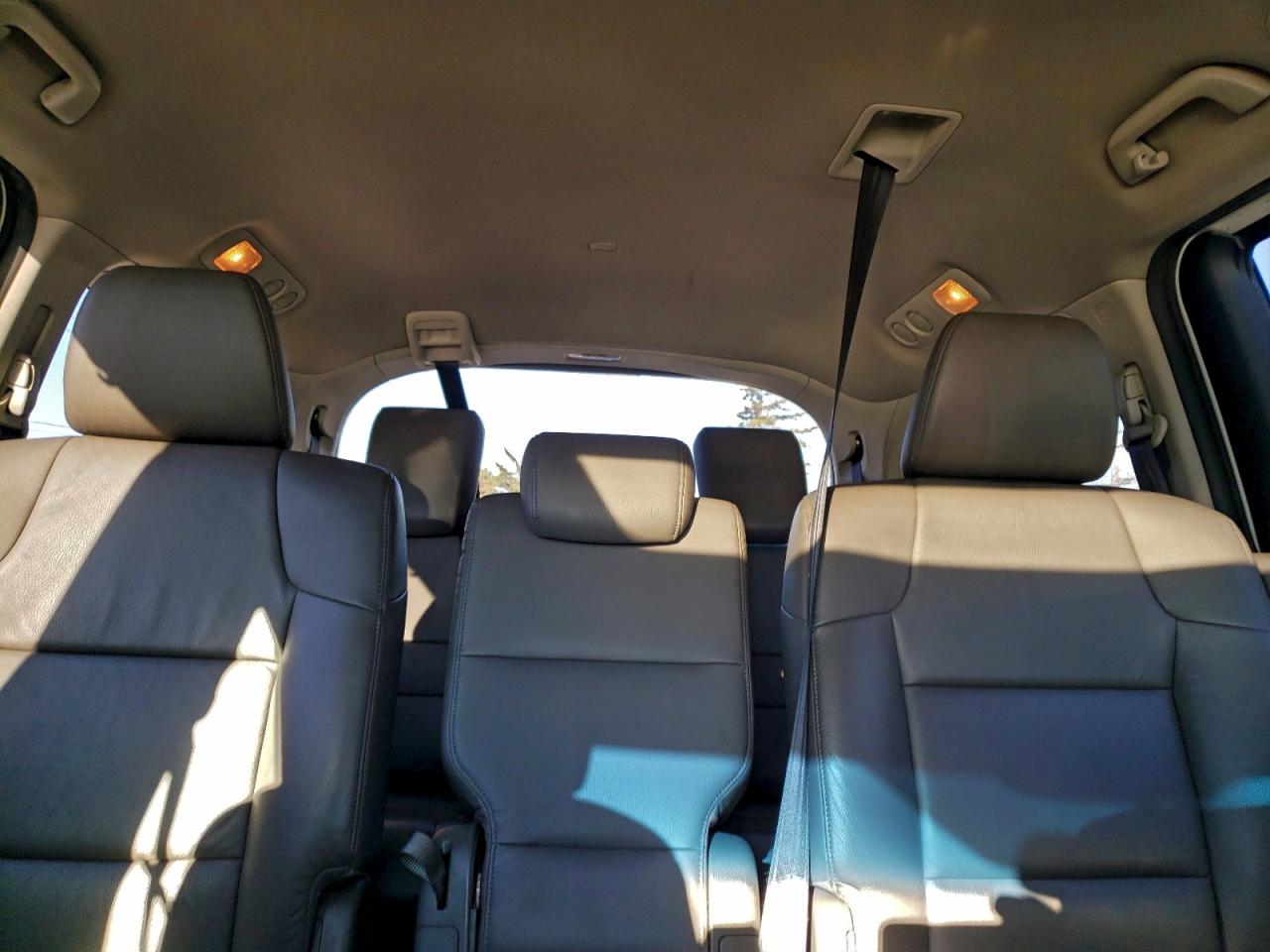 2012 HONDA ODYSSEY TOURING photo 19