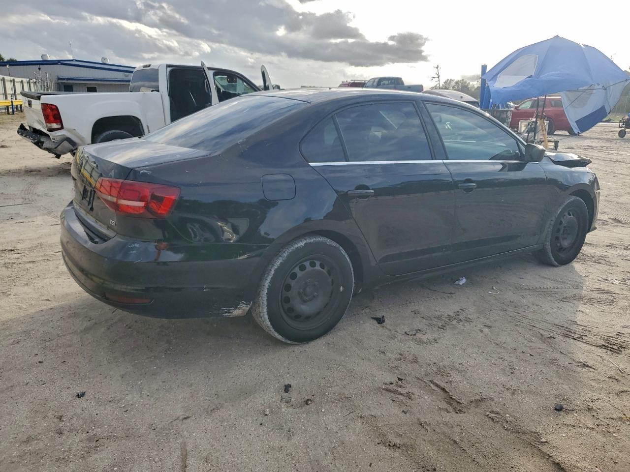 2017 VOLKSWAGEN JETTA S photo 7