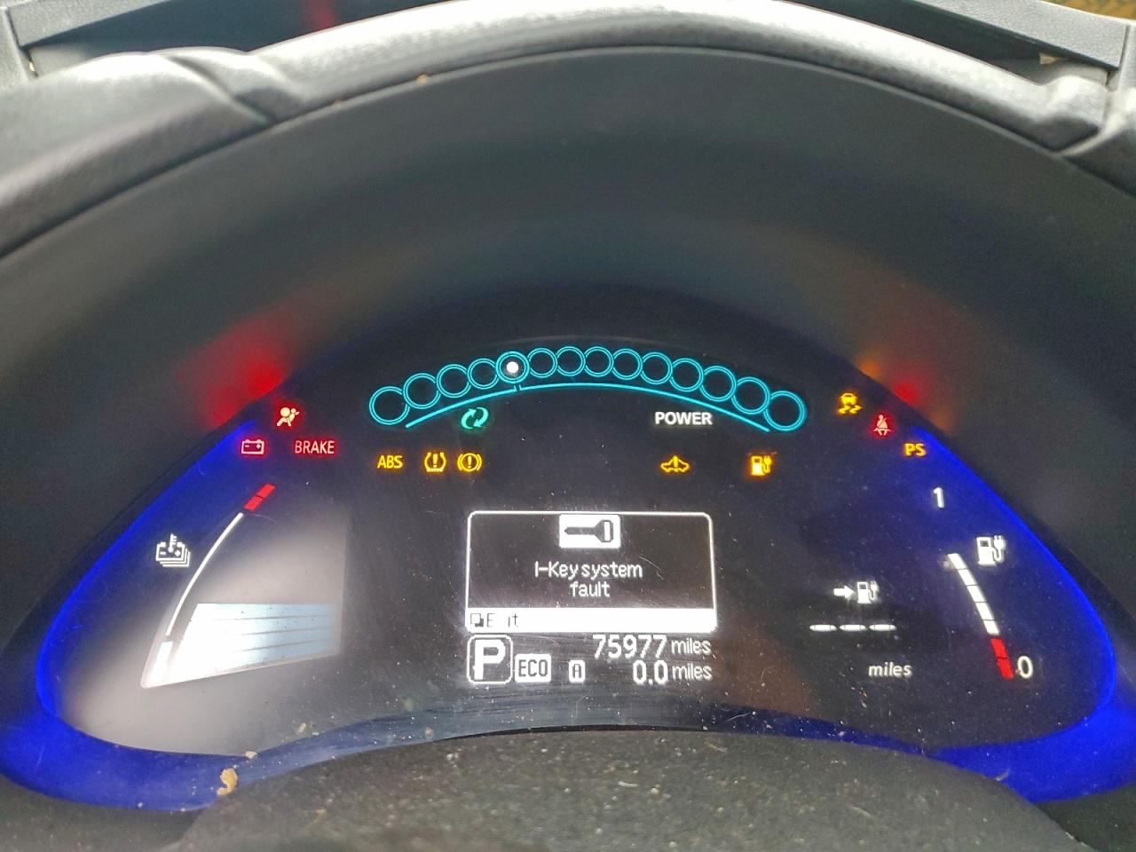 2013 NISSAN LEAF S photo 9
