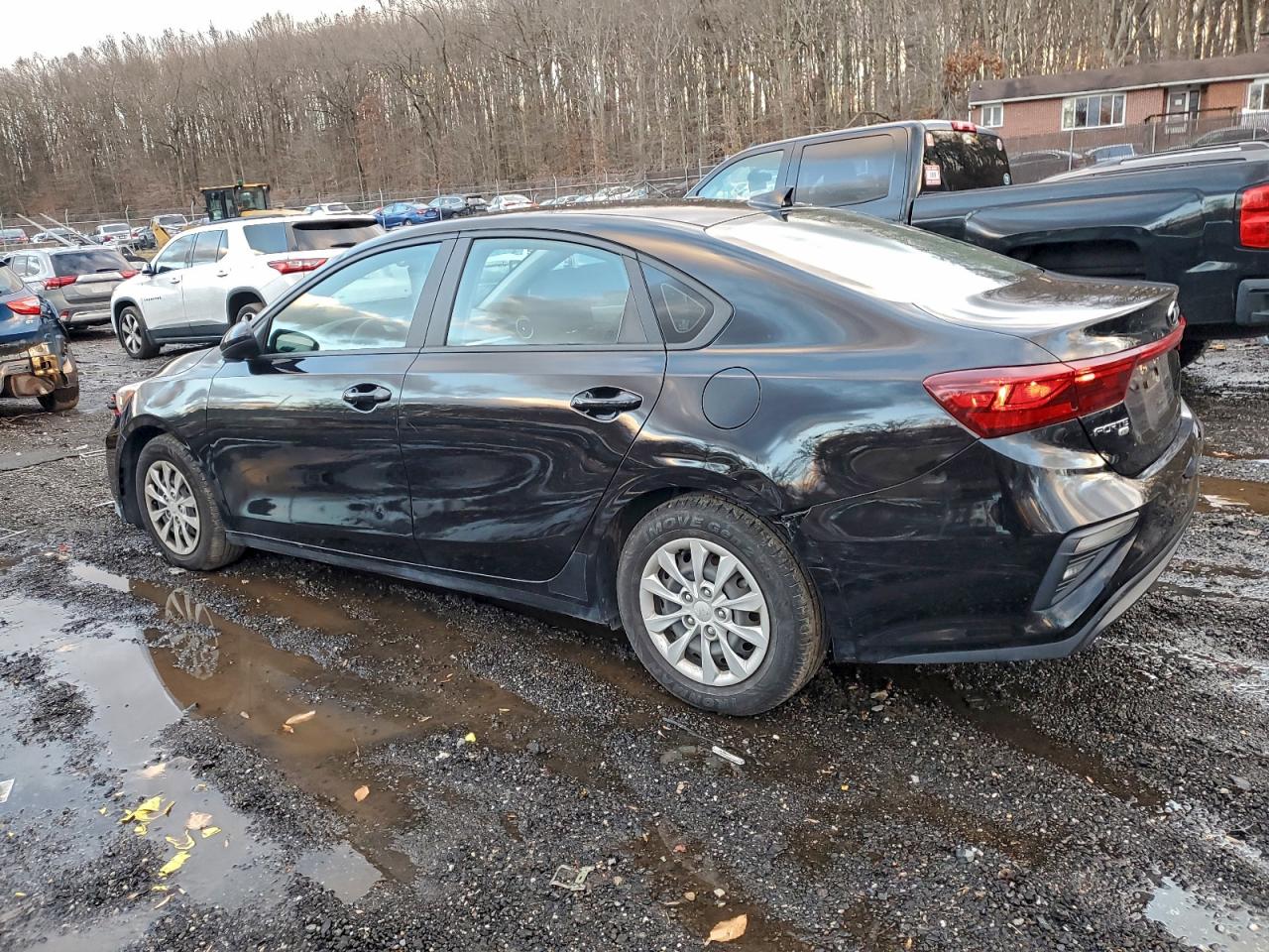 2021 KIA FORTE FE photo 2