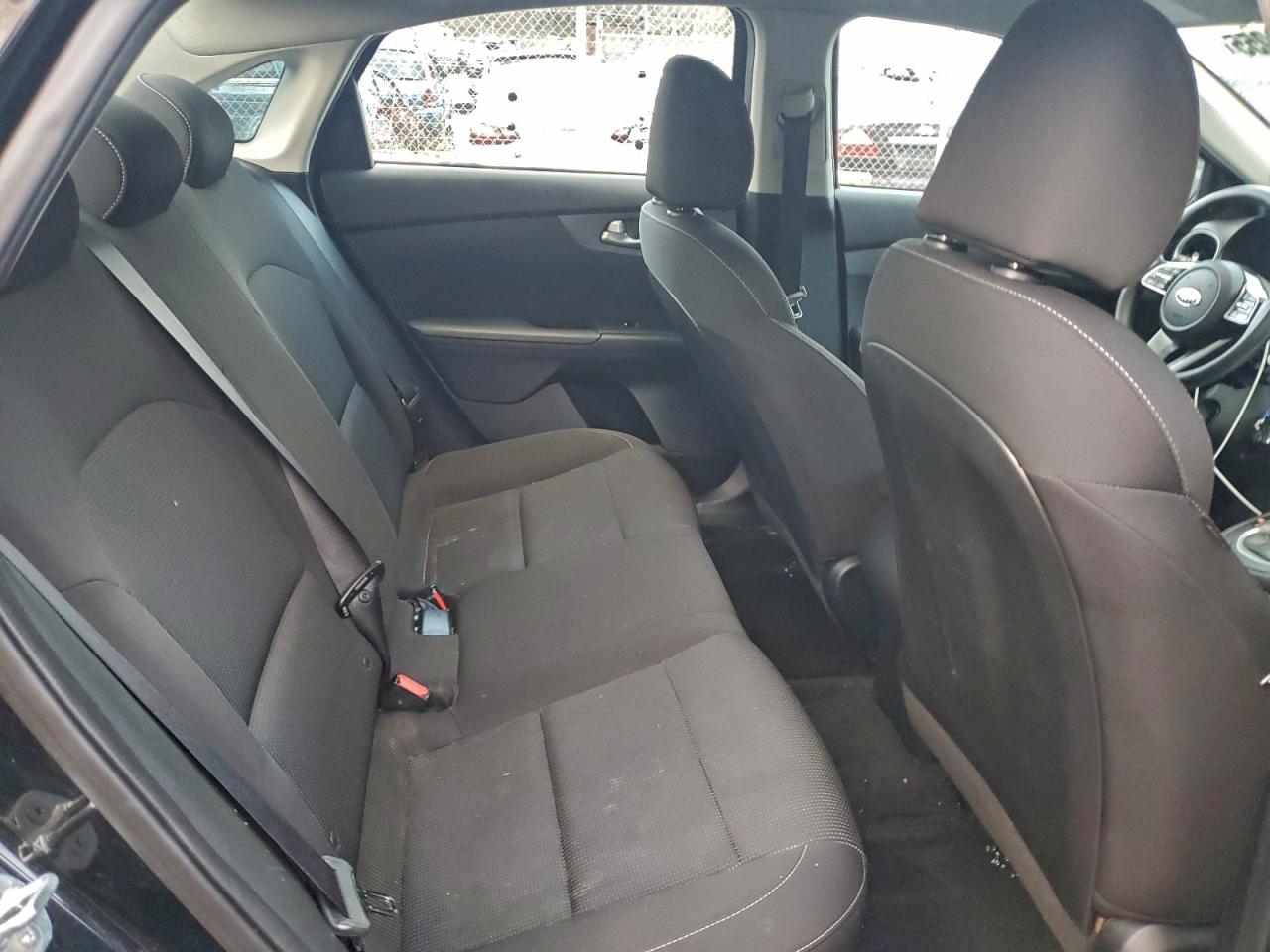 2021 KIA FORTE FE photo 10