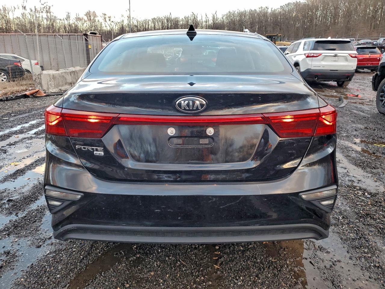 2021 KIA FORTE FE photo 6