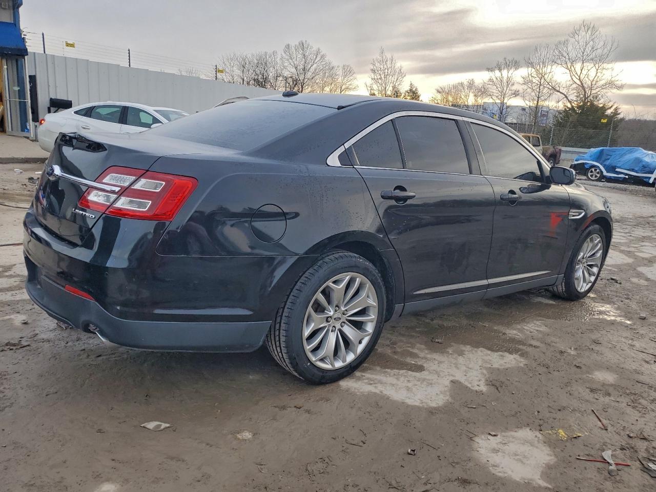 2015 FORD TAURUS LIMITED photo 3