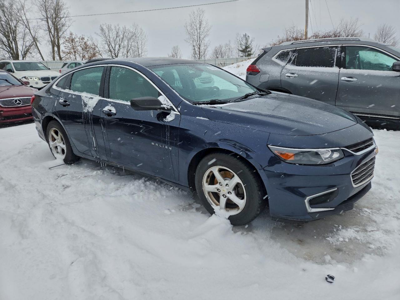 2016 CHEVROLET MALIBU LS photo 4