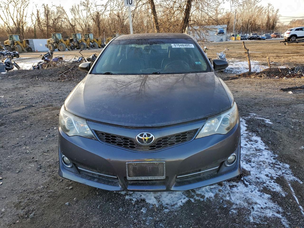 2012 TOYOTA CAMRY BASE photo 5