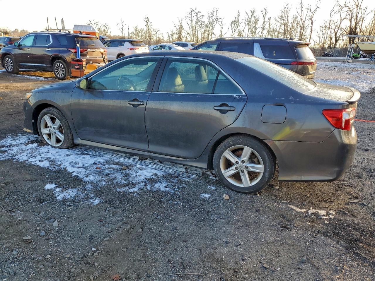 2012 TOYOTA CAMRY BASE photo 2