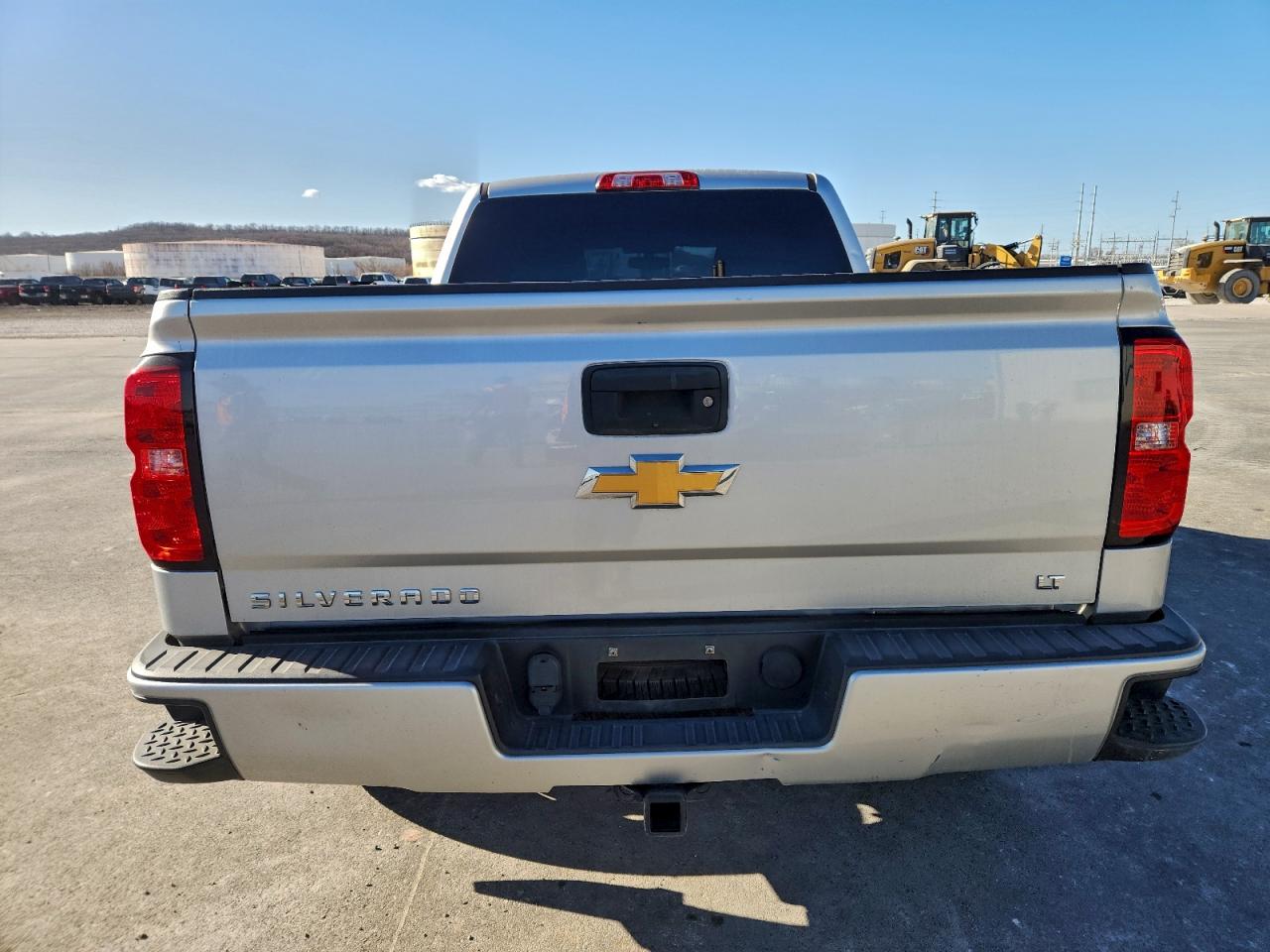 2018 CHEVROLET SILVERADO K1500 LT photo 11