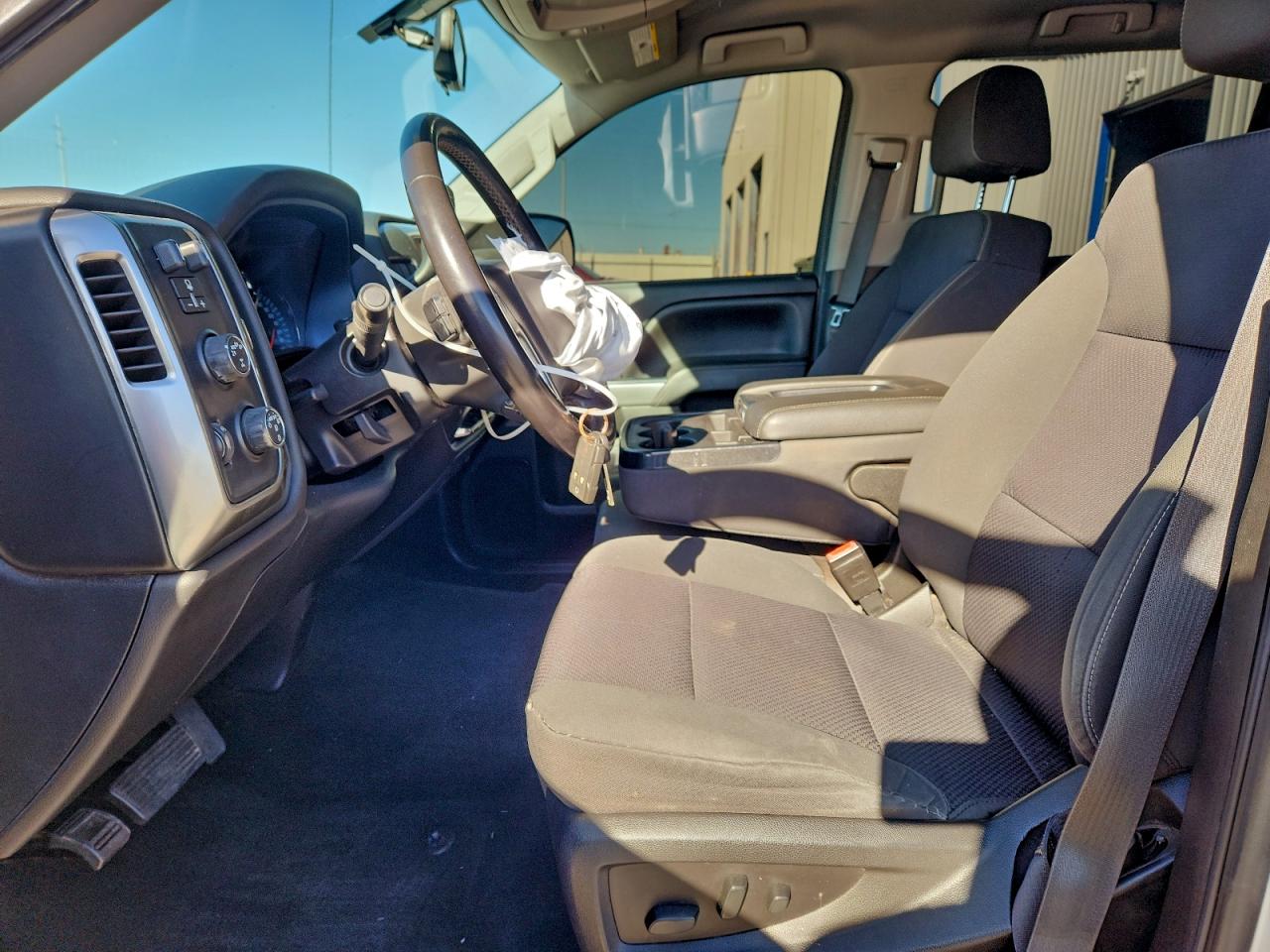 2018 CHEVROLET SILVERADO K1500 LT photo 13
