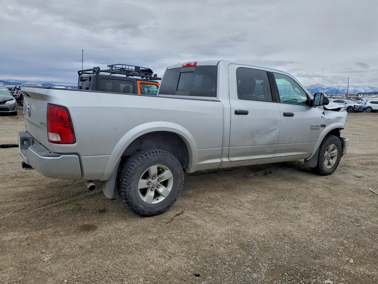 2014 RAM 1500 SLT photo 5