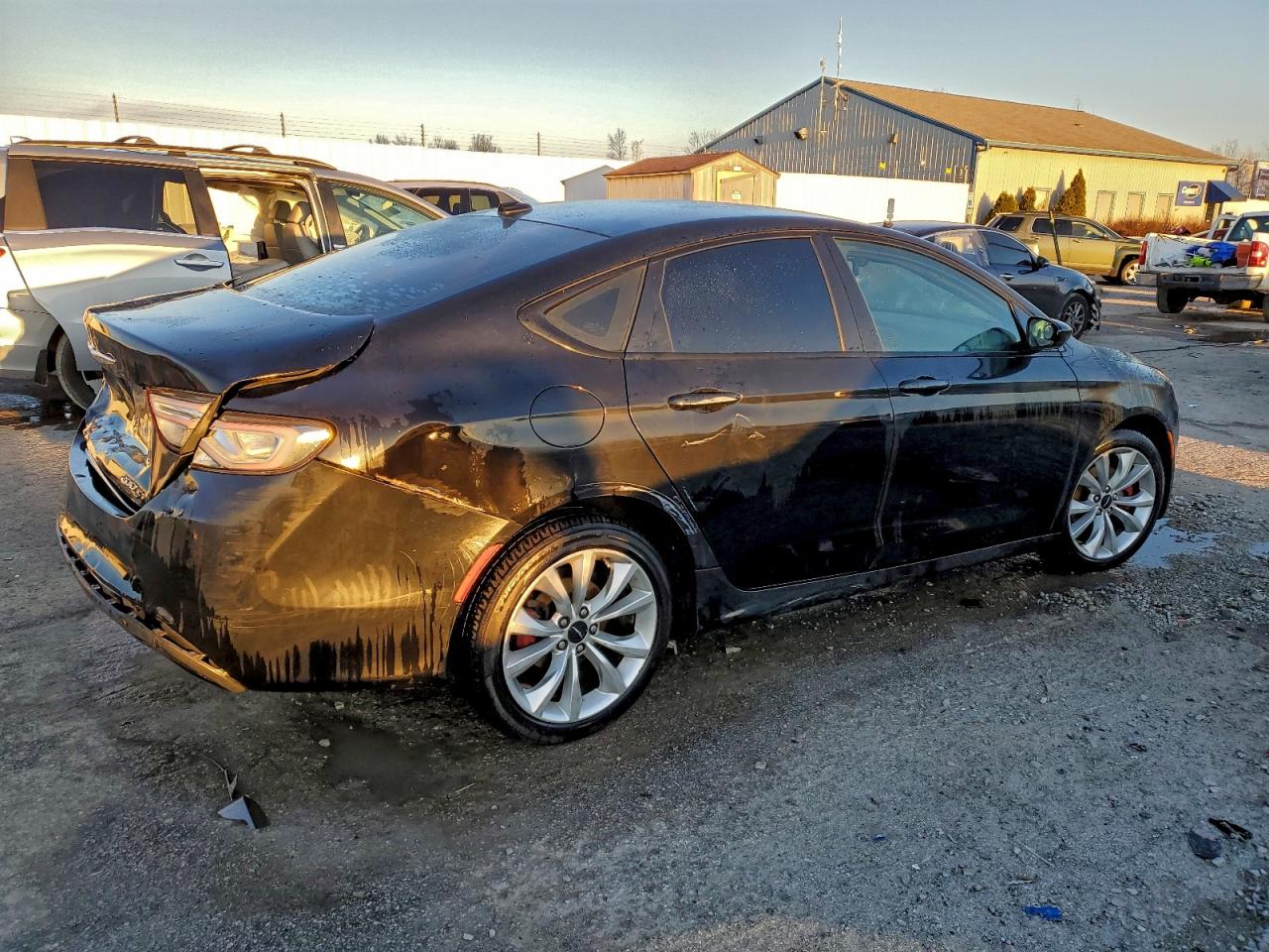 2016 CHRYSLER 200 S photo 5