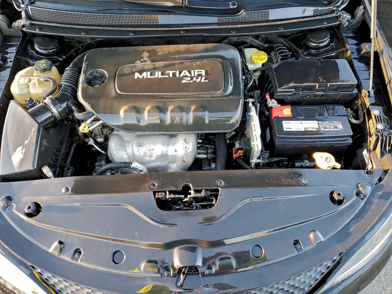 2016 CHRYSLER 200 S photo 21