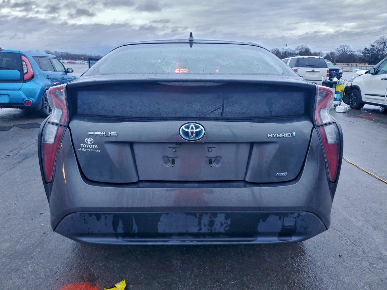 2017 TOYOTA PRIUS photo 11