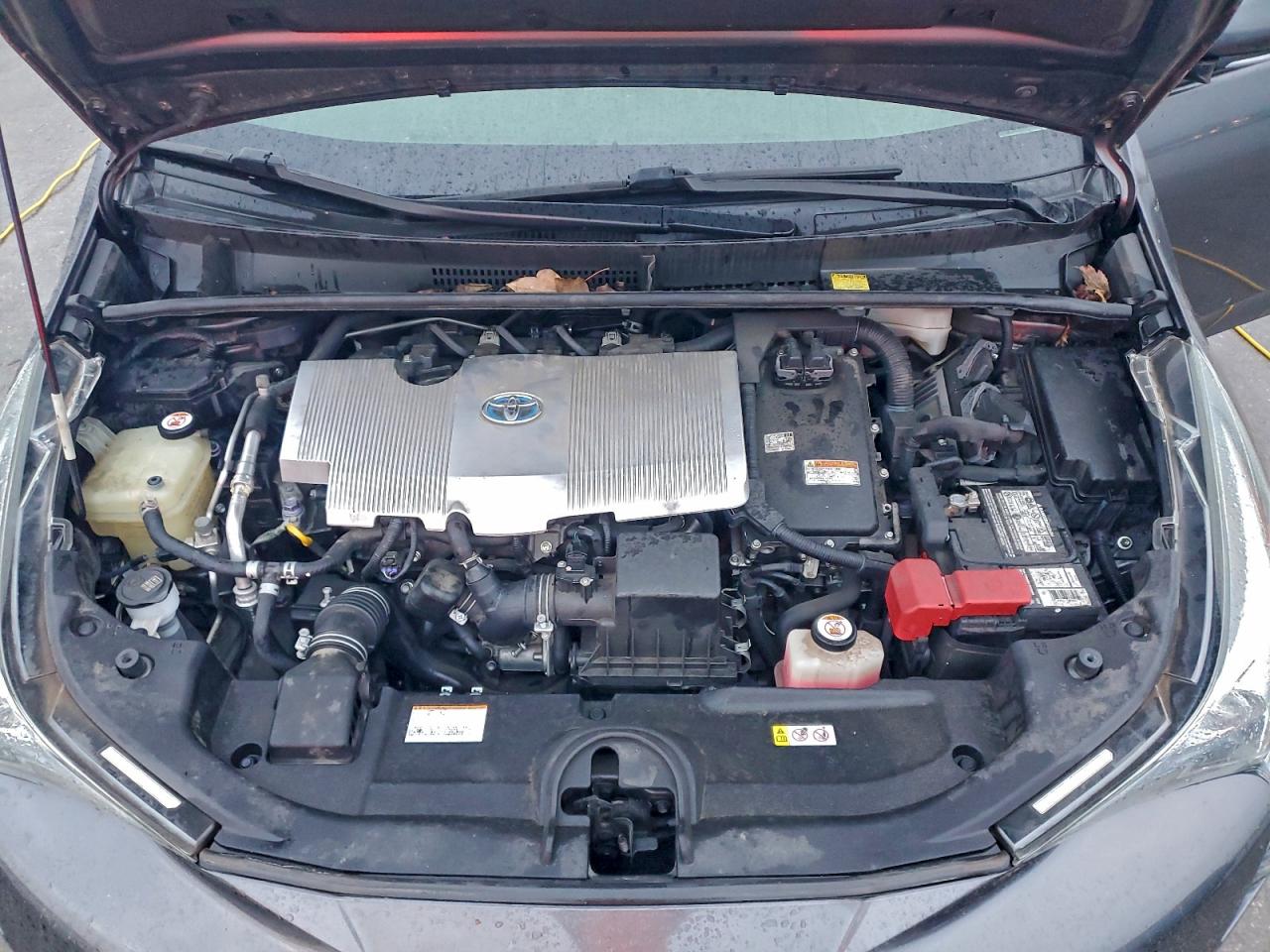 2017 TOYOTA PRIUS photo 21