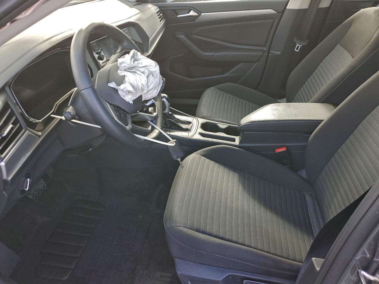 2024 VOLKSWAGEN JETTA S photo 19