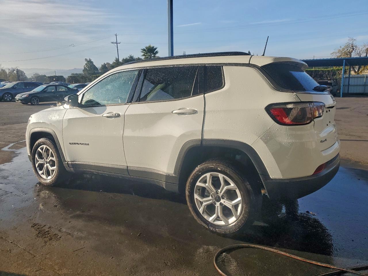 2025 JEEP COMPASS LATITUDE photo 2