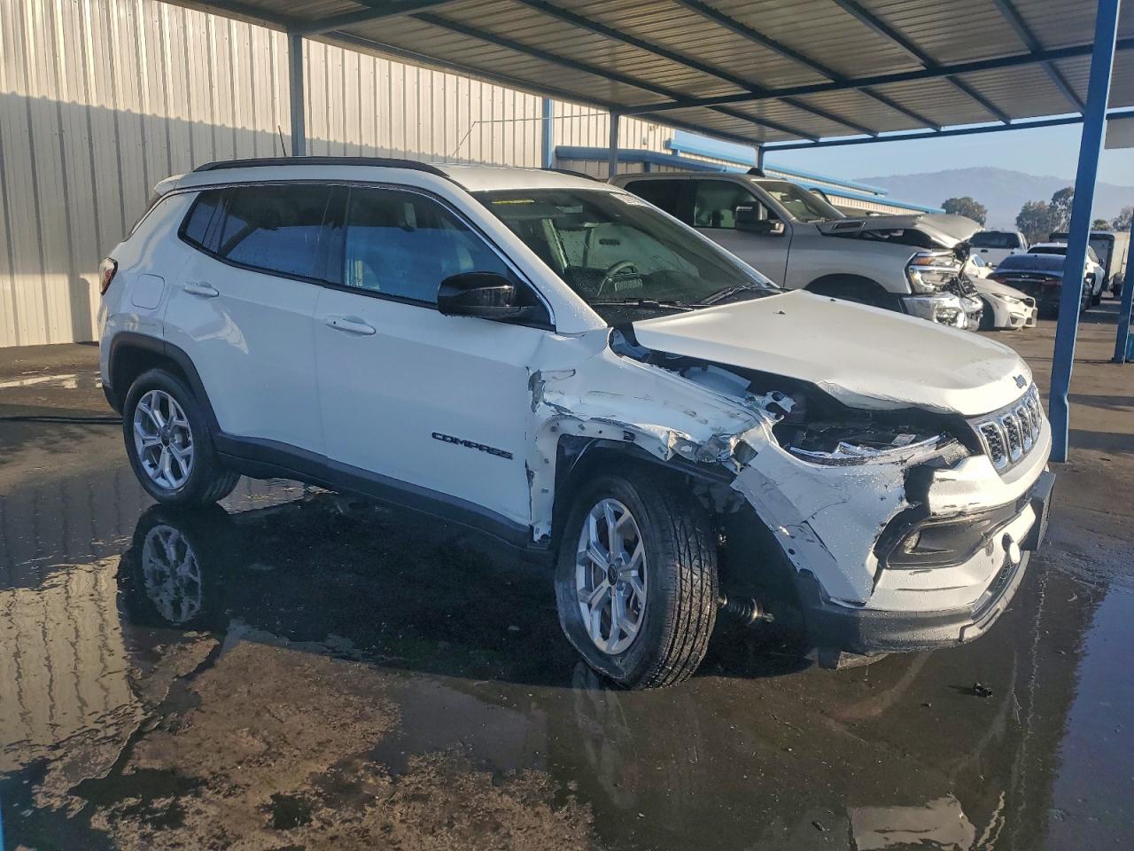 2025 JEEP COMPASS LATITUDE photo 4