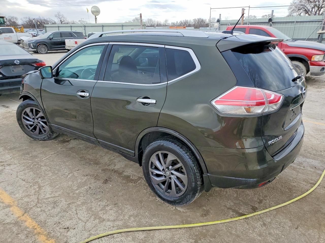 2016 NISSAN ROGUE S photo 3