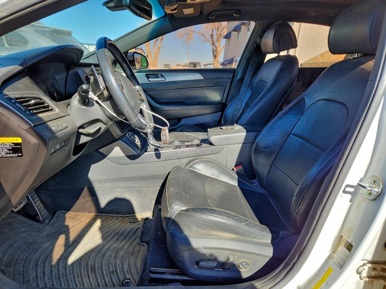2015 HYUNDAI SONATA SPORT photo 13
