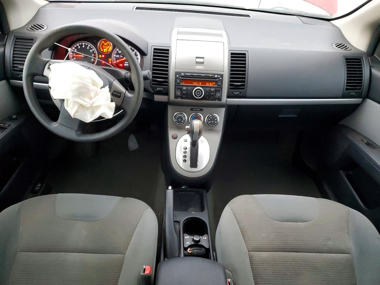 2010 NISSAN SENTRA 2.0 photo 8