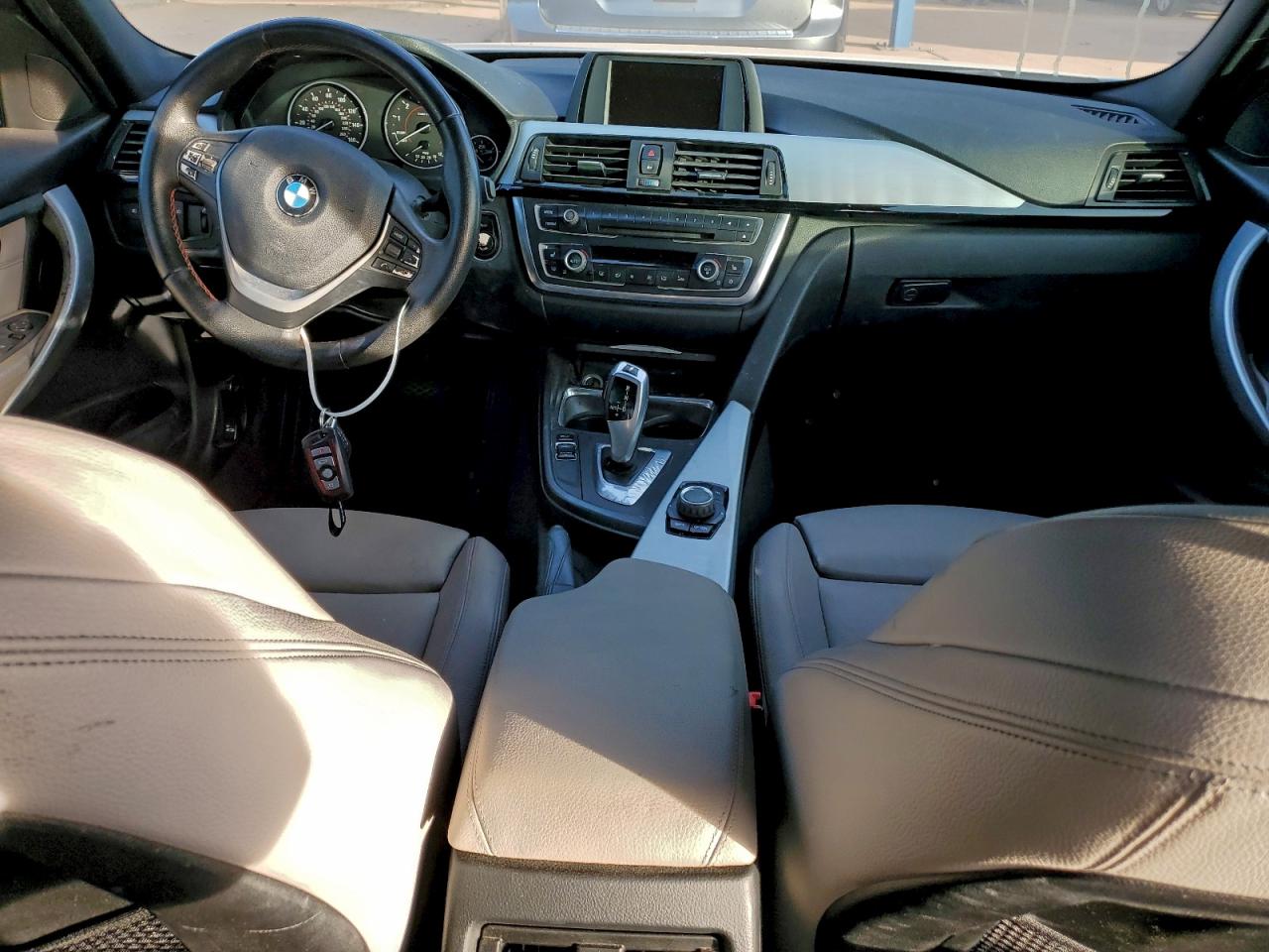 2012 BMW 335 I photo 8