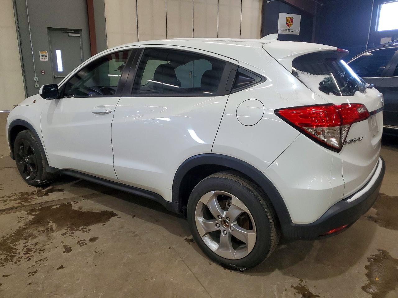 2021 HONDA HR-V LX photo 3