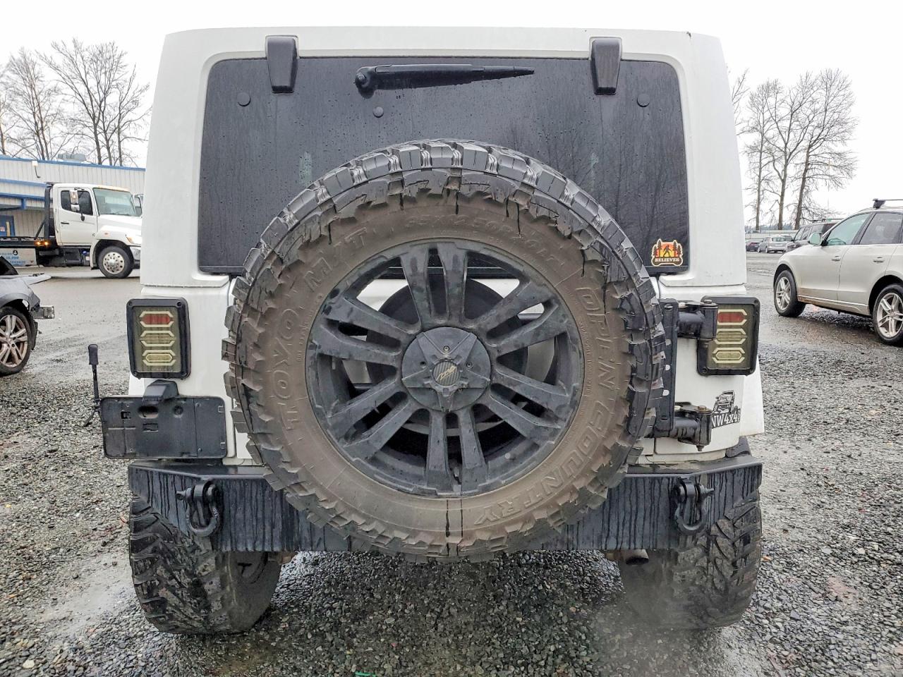 2012 JEEP WRANGLER SAHARA photo 11