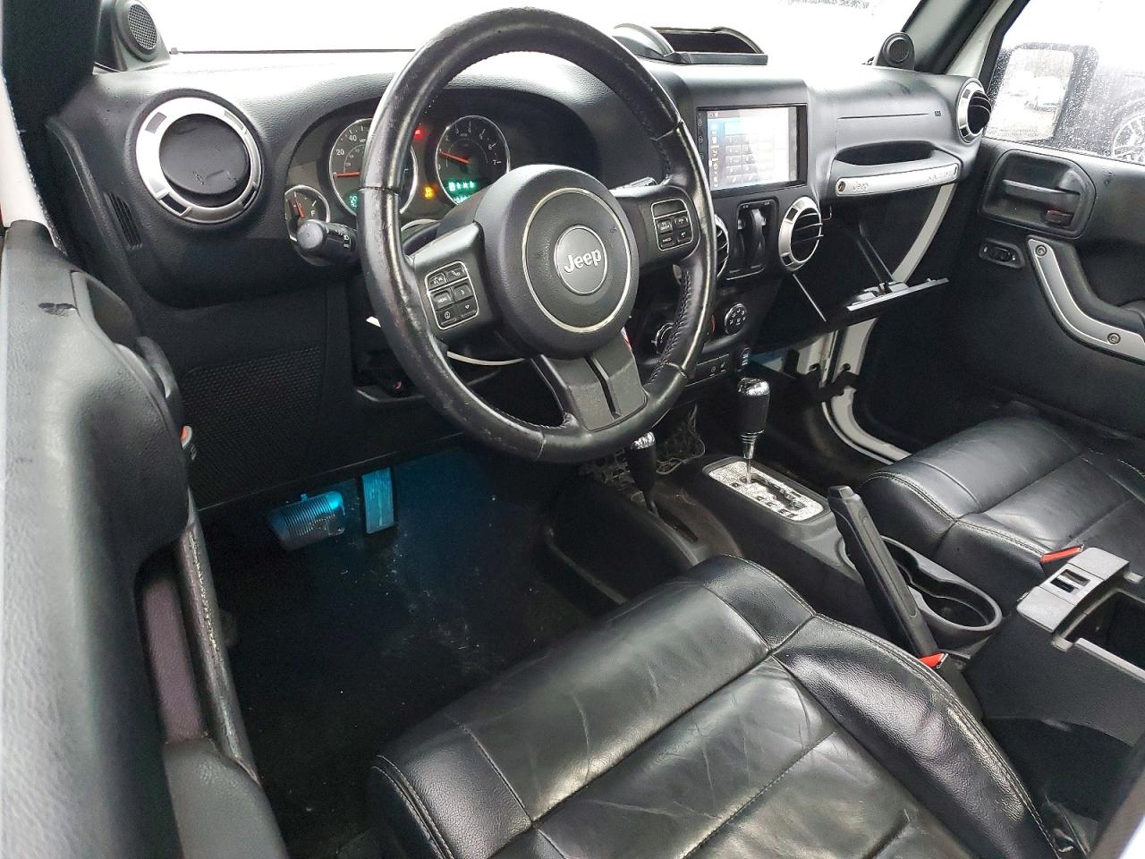 2012 JEEP WRANGLER SAHARA photo 15