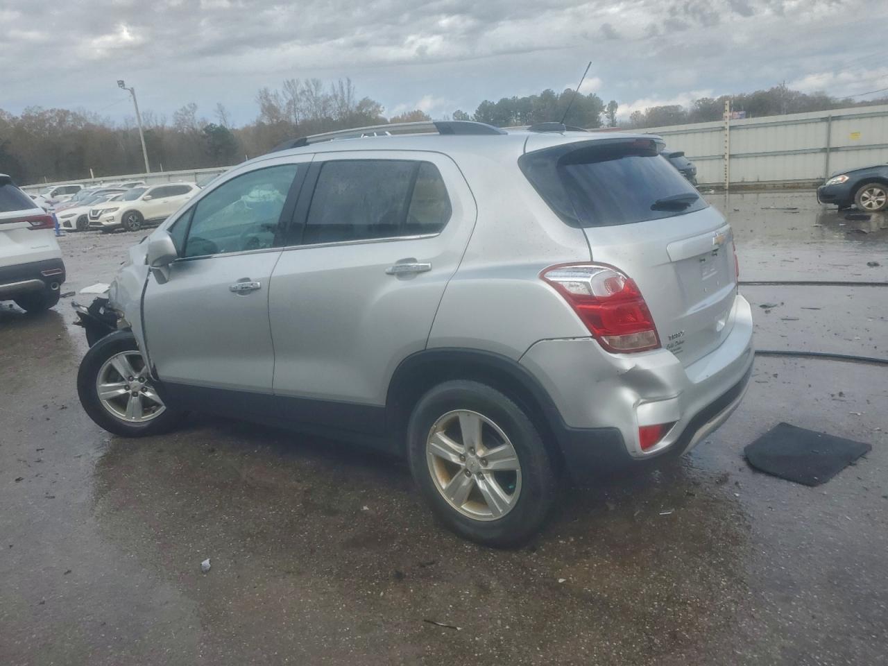 2017 CHEVROLET TRAX 1LT photo 3