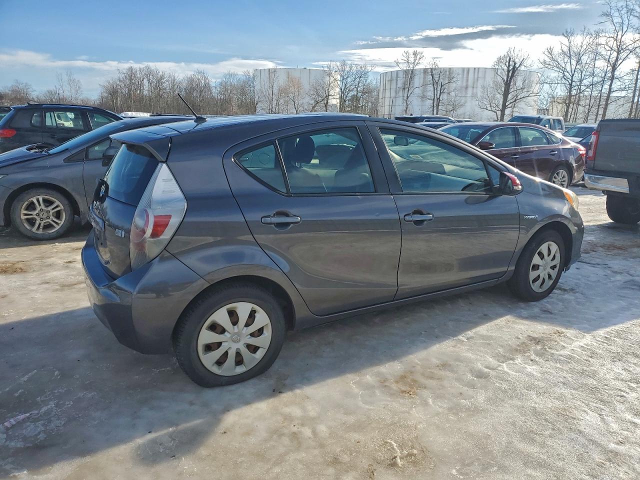 2012 TOYOTA PRIUS C photo 3