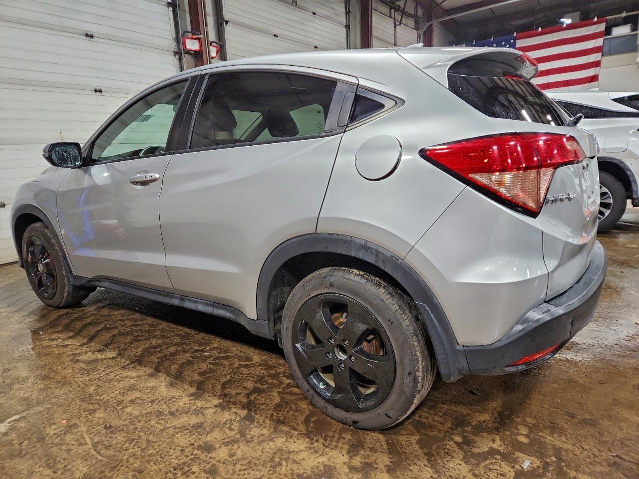 2016 HONDA HR-V EX photo 2