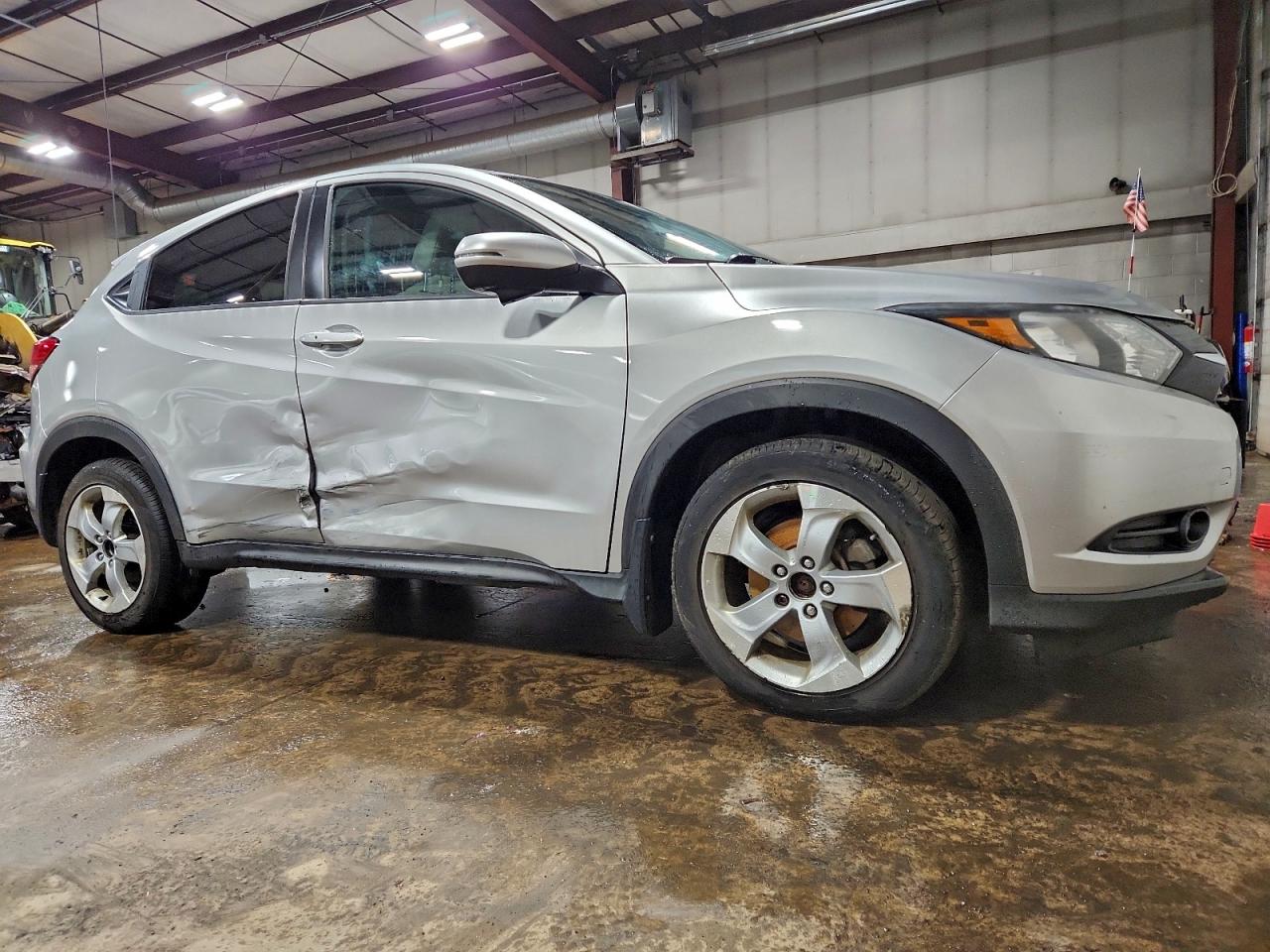 2016 HONDA HR-V EX photo 4